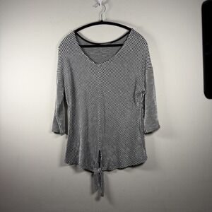 GYFT Womens Gray Soft Knitted Short Sleeve Pullover Stripe Shirt The Front Rayon